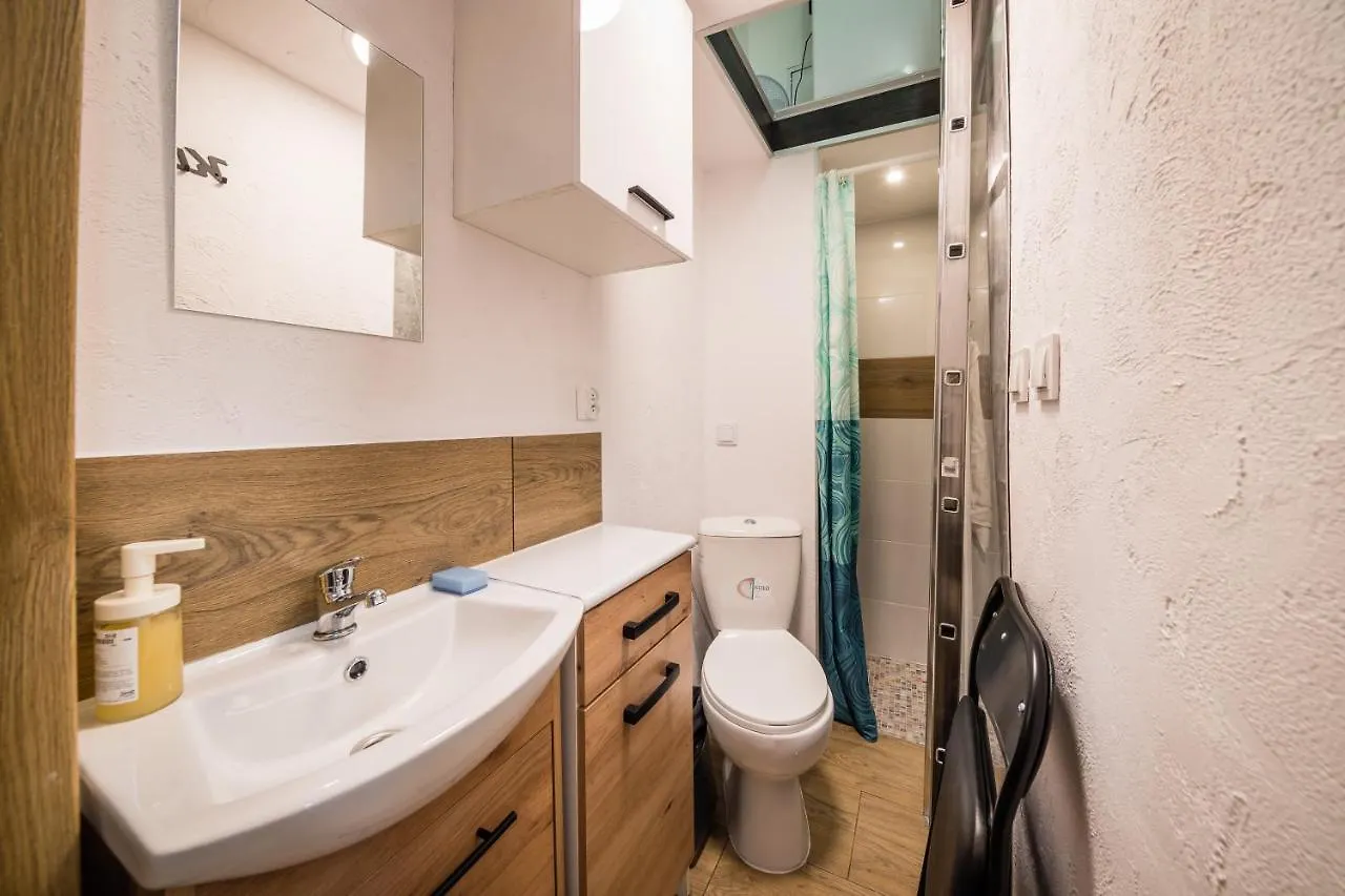 Micro Apartments 2,5 Qm - Najmniejsze Apartamenty Swiata 2,5 Mkw Kraków