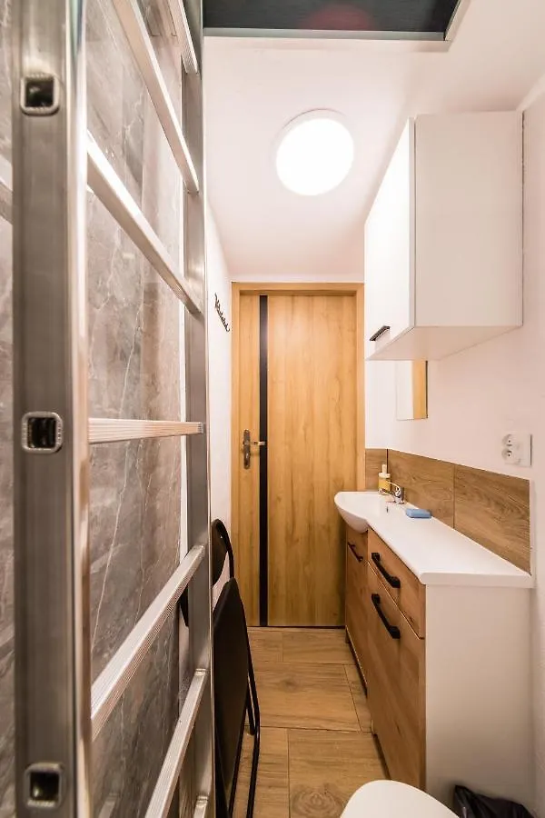 Micro Apartments 2,5 Qm - Najmniejsze Apartamenty Swiata 2,5 Mkw Kraków